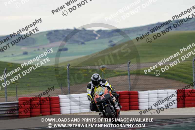 cadwell no limits trackday;cadwell park;cadwell park photographs;cadwell trackday photographs;enduro digital images;event digital images;eventdigitalimages;navarra;no limits trackdays;peter wileman photography;racing digital images;trackday digital images;trackday photos